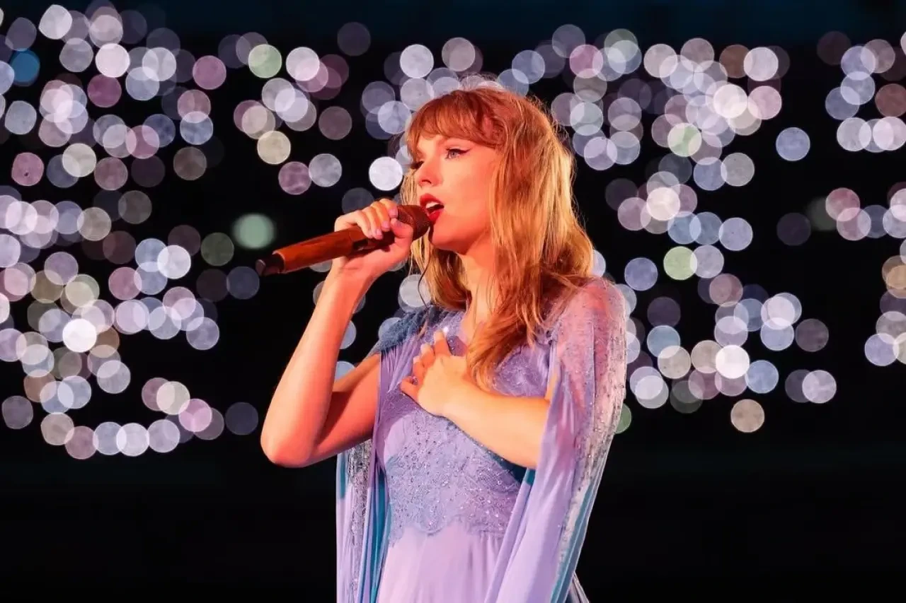 Taylor Swift, '21'inci Yüzyılın En İyi 100 Kadın Sanatçısı' listesinde zirvede 10