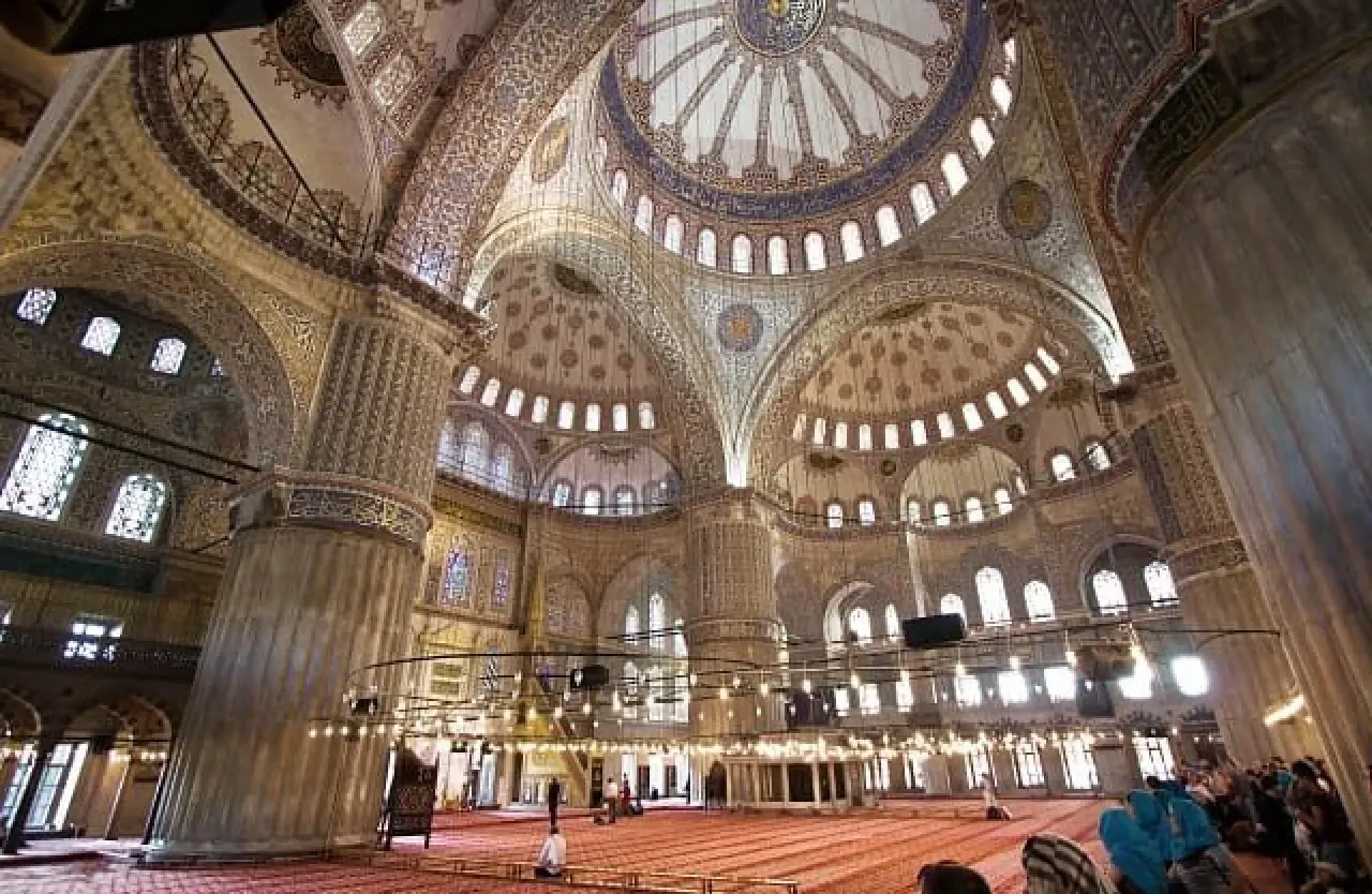 Sultan Ahmet Camii'nin neden 6 minaresi var? 2