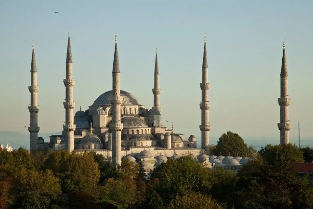 Sultan Ahmet Camii'nin neden 6 minaresi var? 14