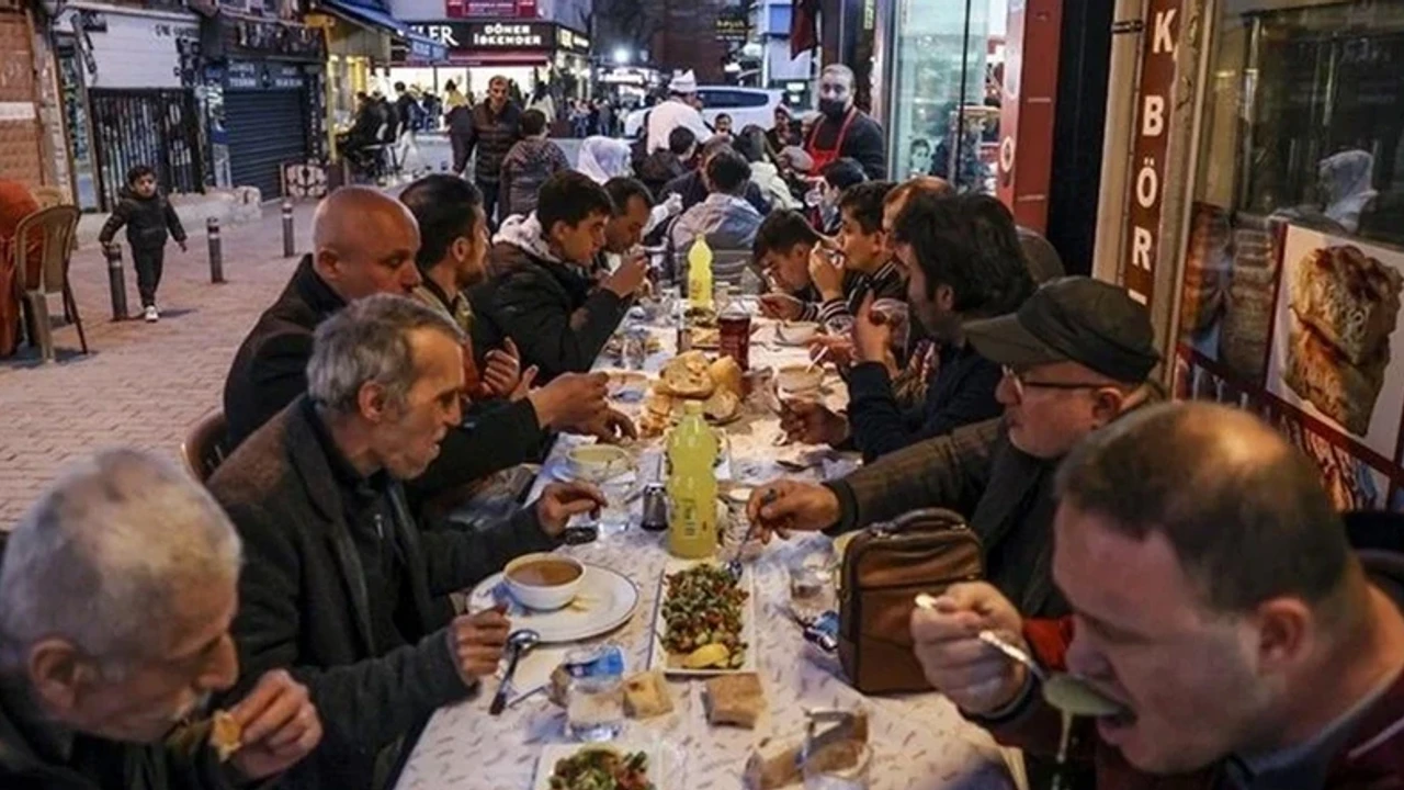 Antalya 2025 İftar Çadırı Nerede Kurulacak? Merkez ve İlçeler Tam Liste