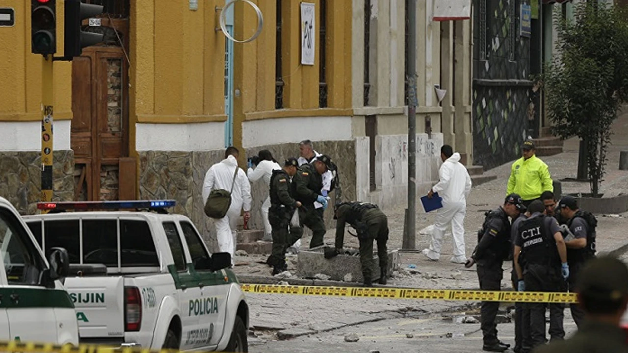 Kolombiya'nın Cauca bölgesinde düzenlenen bombalı saldırıda 5 asker öldü