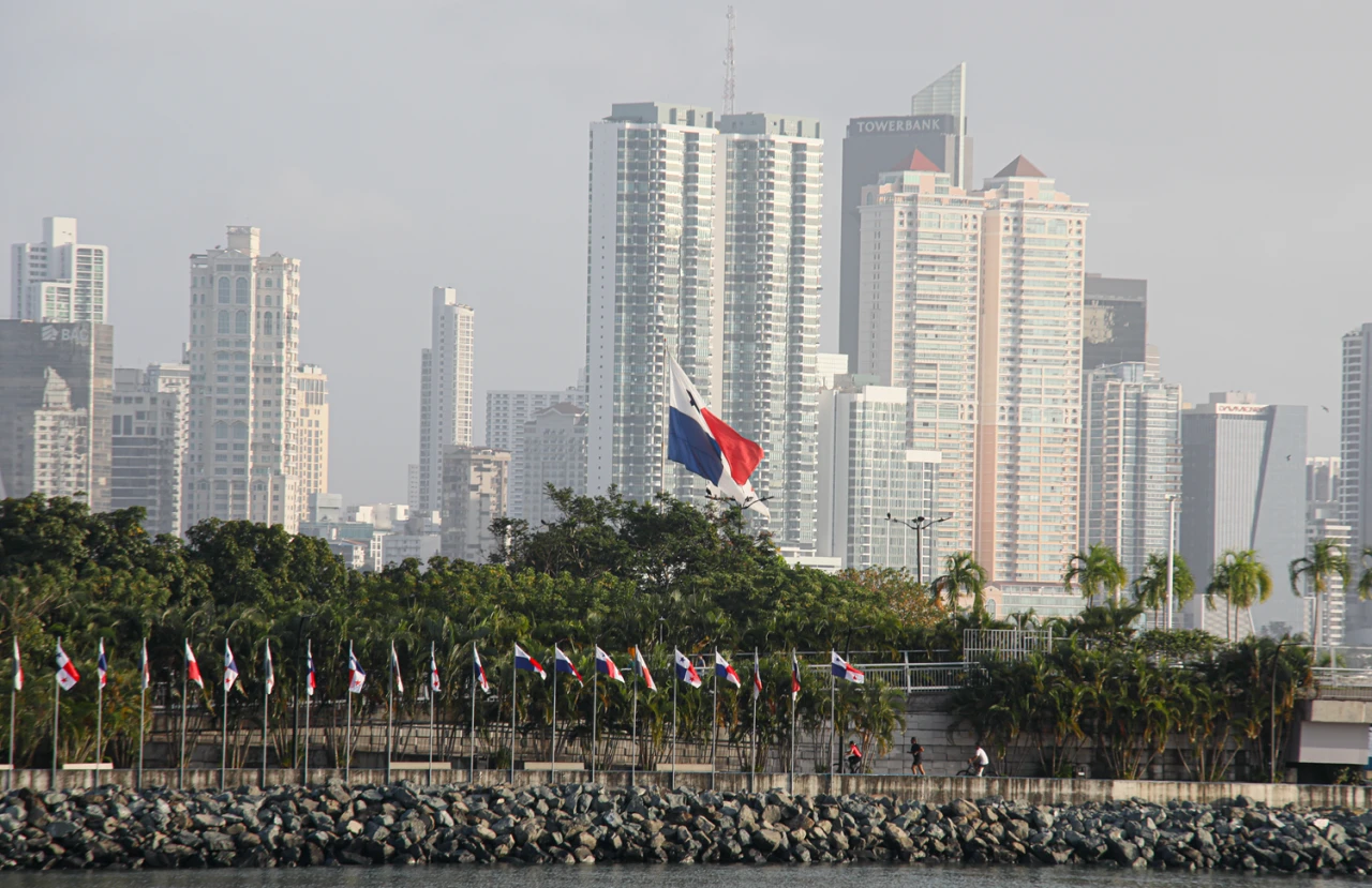 Panama'da Santraldeki Patlama Elektrik Kesintisine Neden Oldu