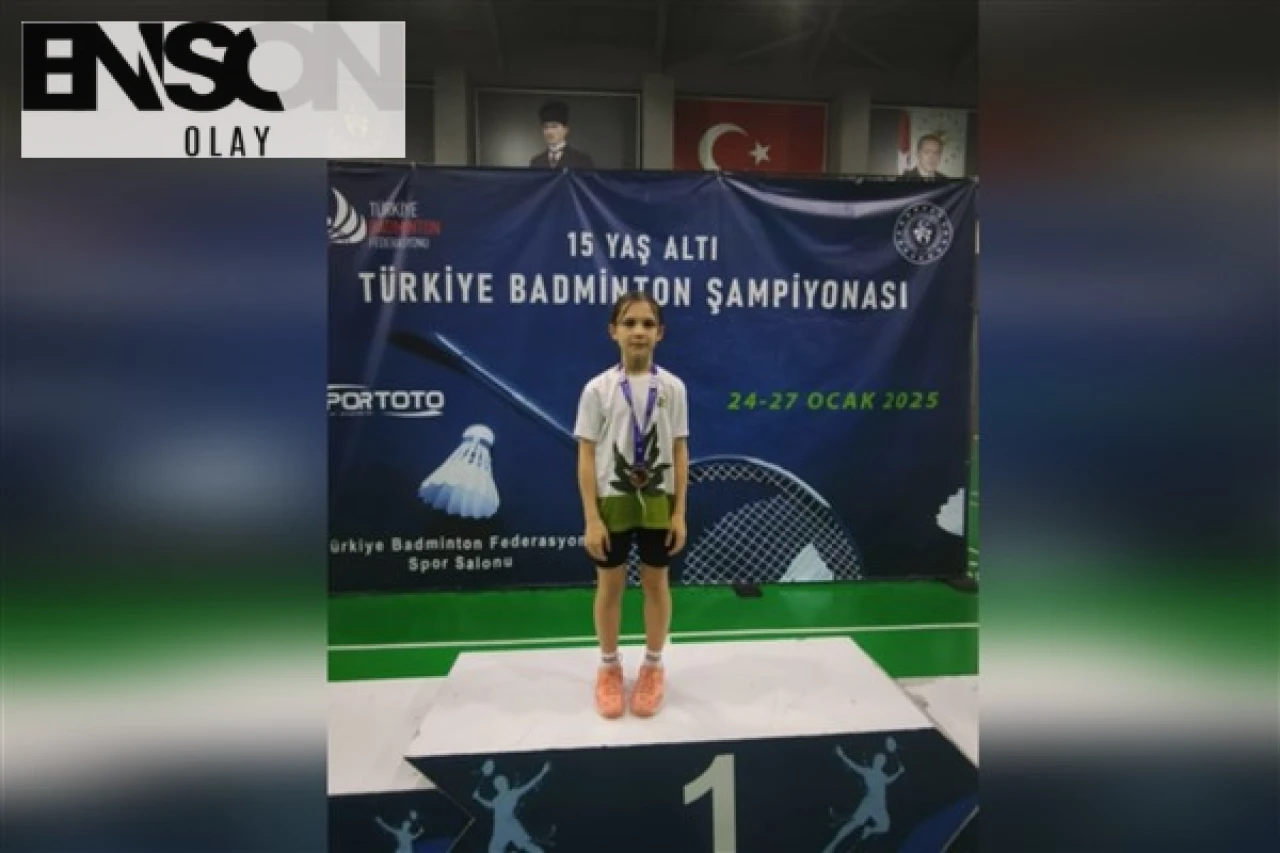 Esma Orhan, Ankara'da Türkiye Badminton Şampiyonası'nda Türkiye 3'üncüsü oldu!