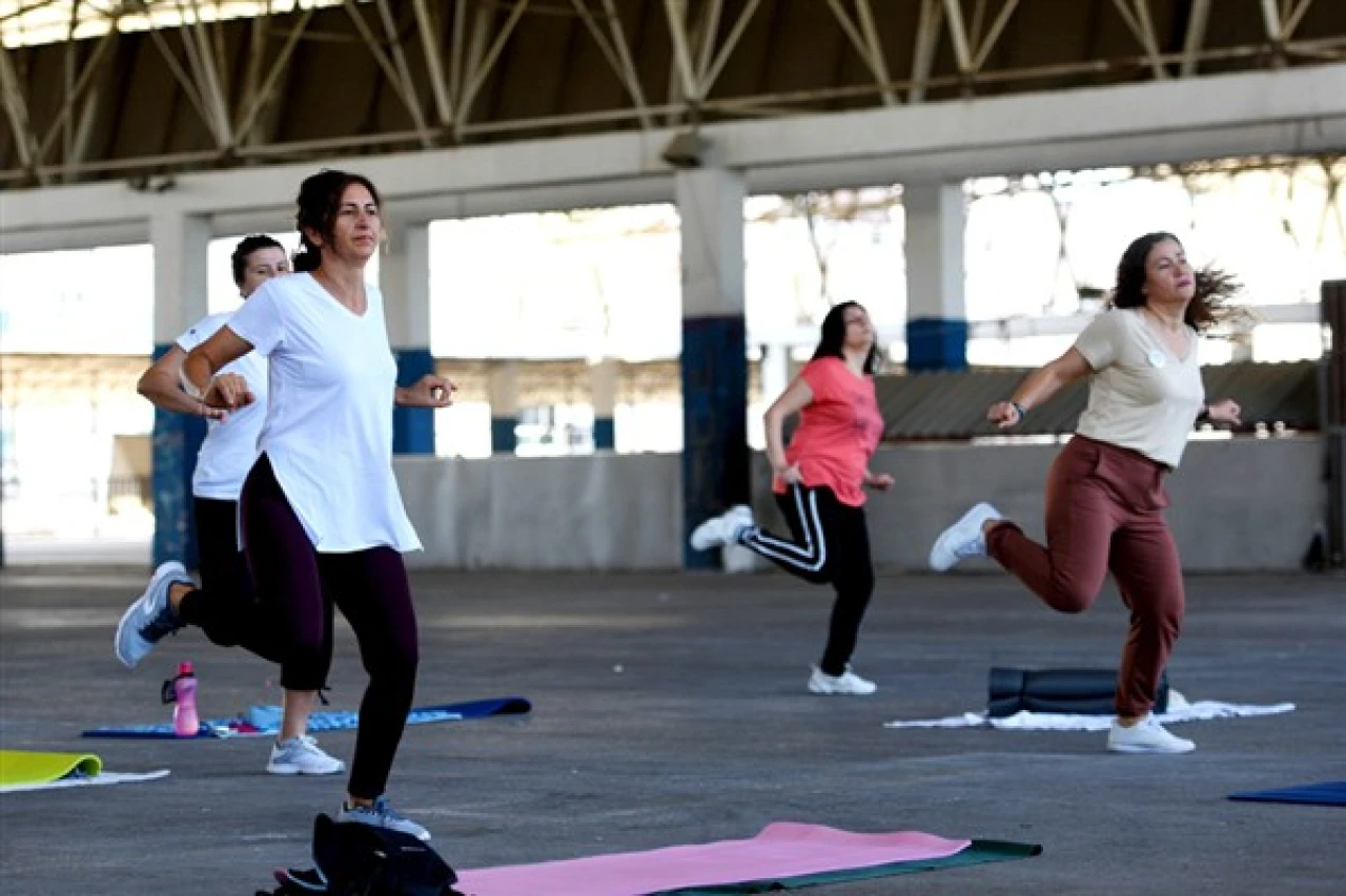 Muratpaşa’da ücretsiz step, zumba ve pilates kursları