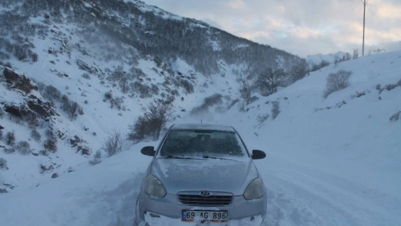 Bayburt'ta Kar ve Tipi Nedeniyle Kurtarma Operasyonu