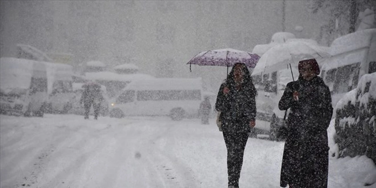 Türkiye Genelinde Kar ve Yağmur Etkili Olacak, İstanbul'a Kuvvetli Yağış Geliyor