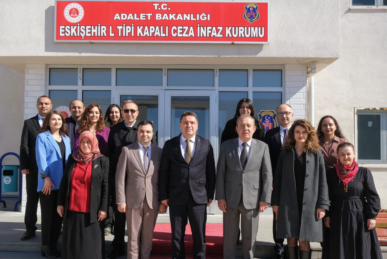 Eskişehir Büyükşehir Belediyesi, Kadın Mahkumlara Eğitim İmkanı Sağlıyor