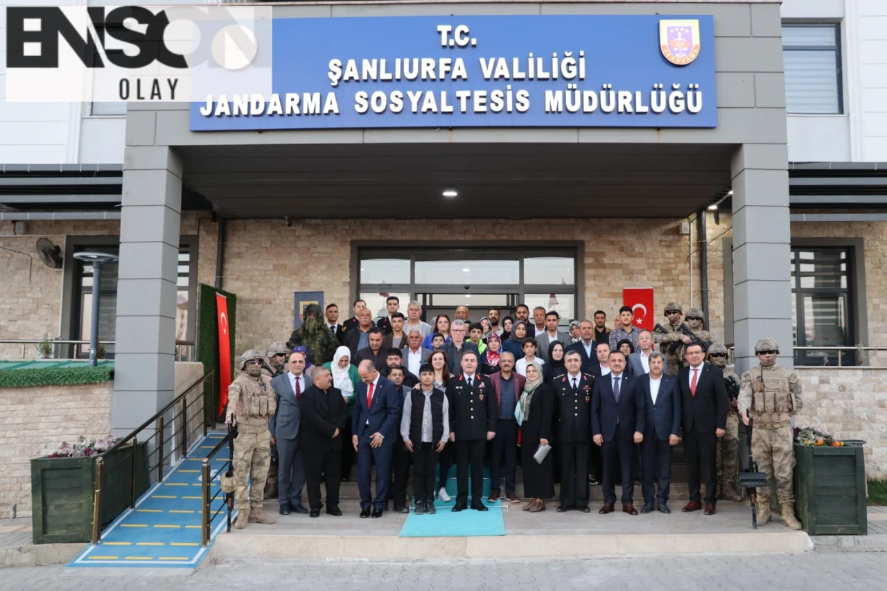 Şanlıurfa İl Jandarma Komutanlığından şehit ve gazi ailelerine iftar yemeği