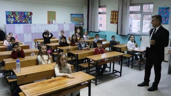 Aksaray'da kar yağışı nedeniyle 10 Şubat Pazartesi okullar tatil edildi!