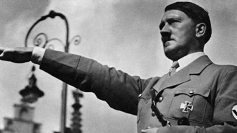 Adolf Hitler kimdir?