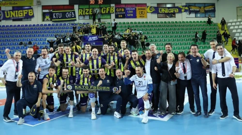 Fenerbahçe voleybolda şampiyon oldu