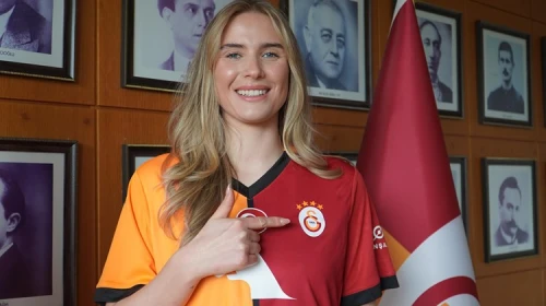 Ina Kristoffersen Galatasaray Petrol Ofisi’nde!